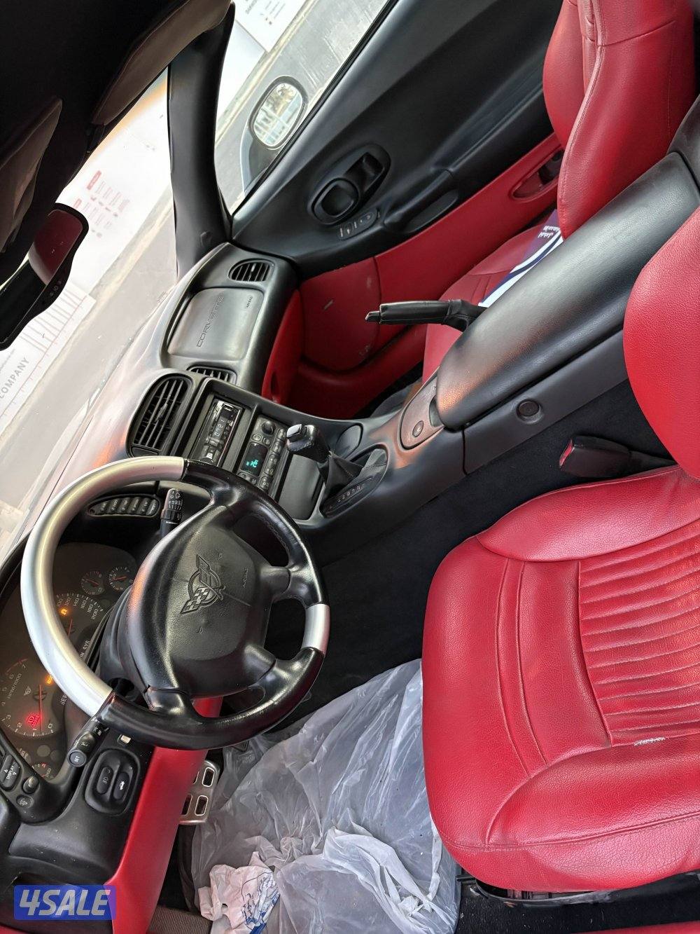 للبيع كورفت سي فايف موديل ٢٠٠١ قير تماتيك4