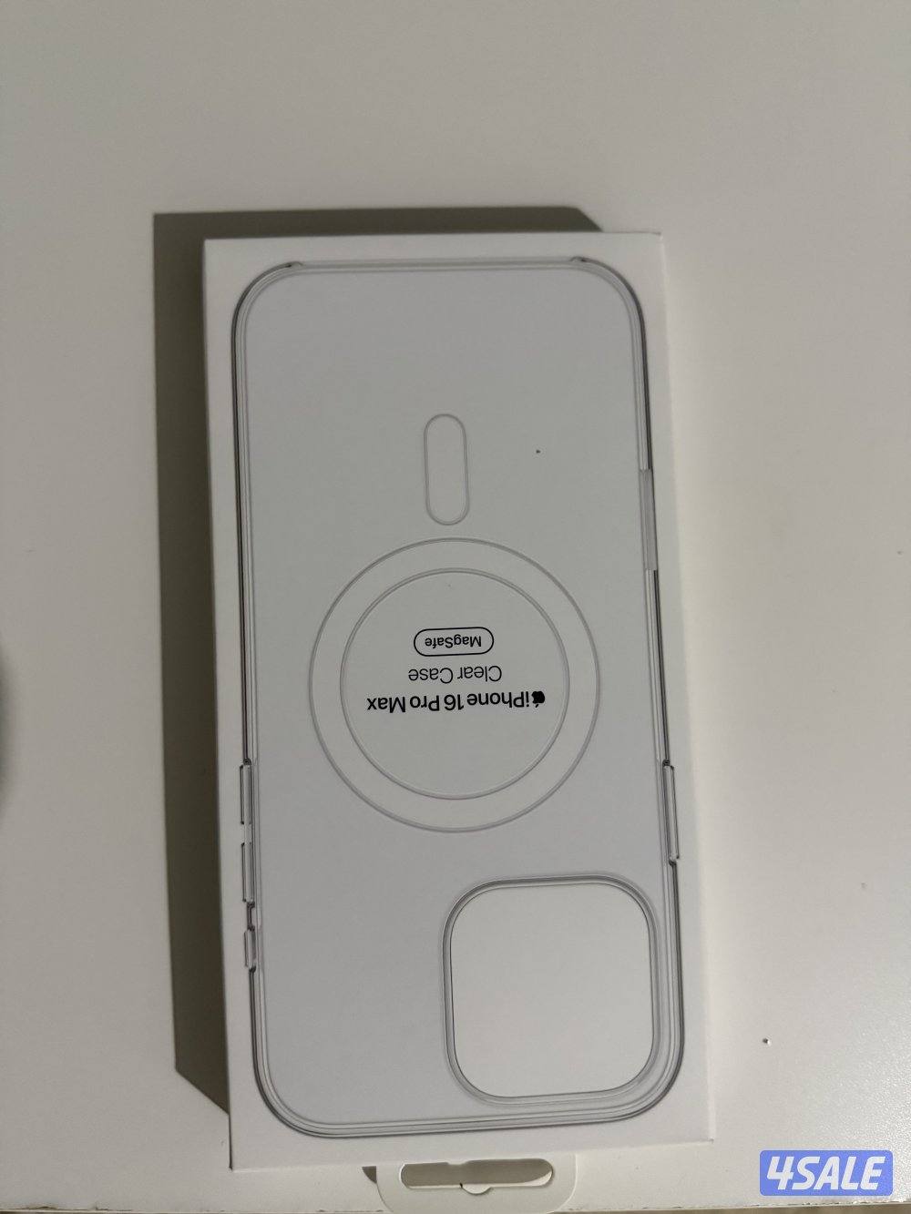 Super clean iPhone 16 pro max1