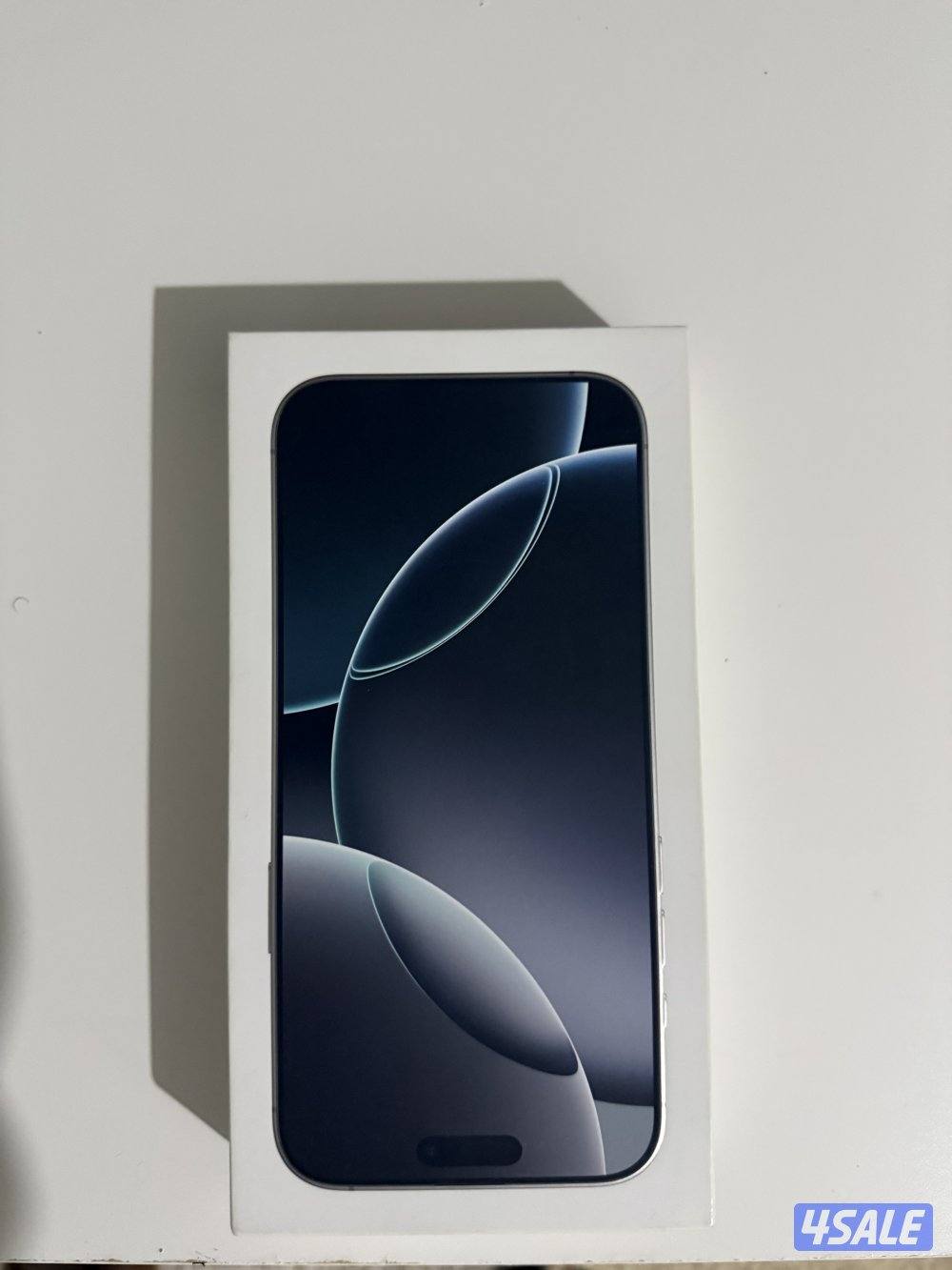 Super clean iPhone 16 pro max0