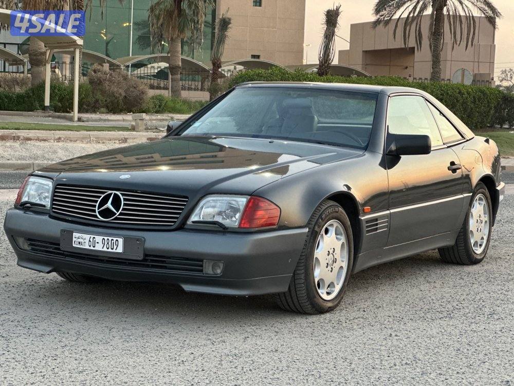 للبيع مرسيدس SL300 ماشي ٨٨ الف كيلو وارد البشر0