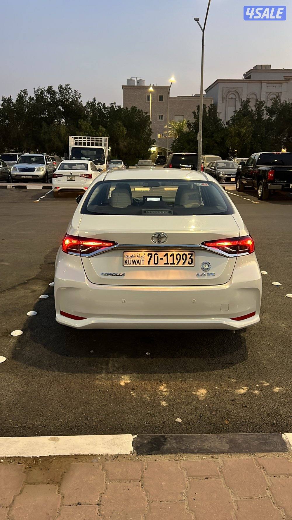 للبيع كرولا الساير  موديل 2023  عداد 25 صبغ والوكاله1