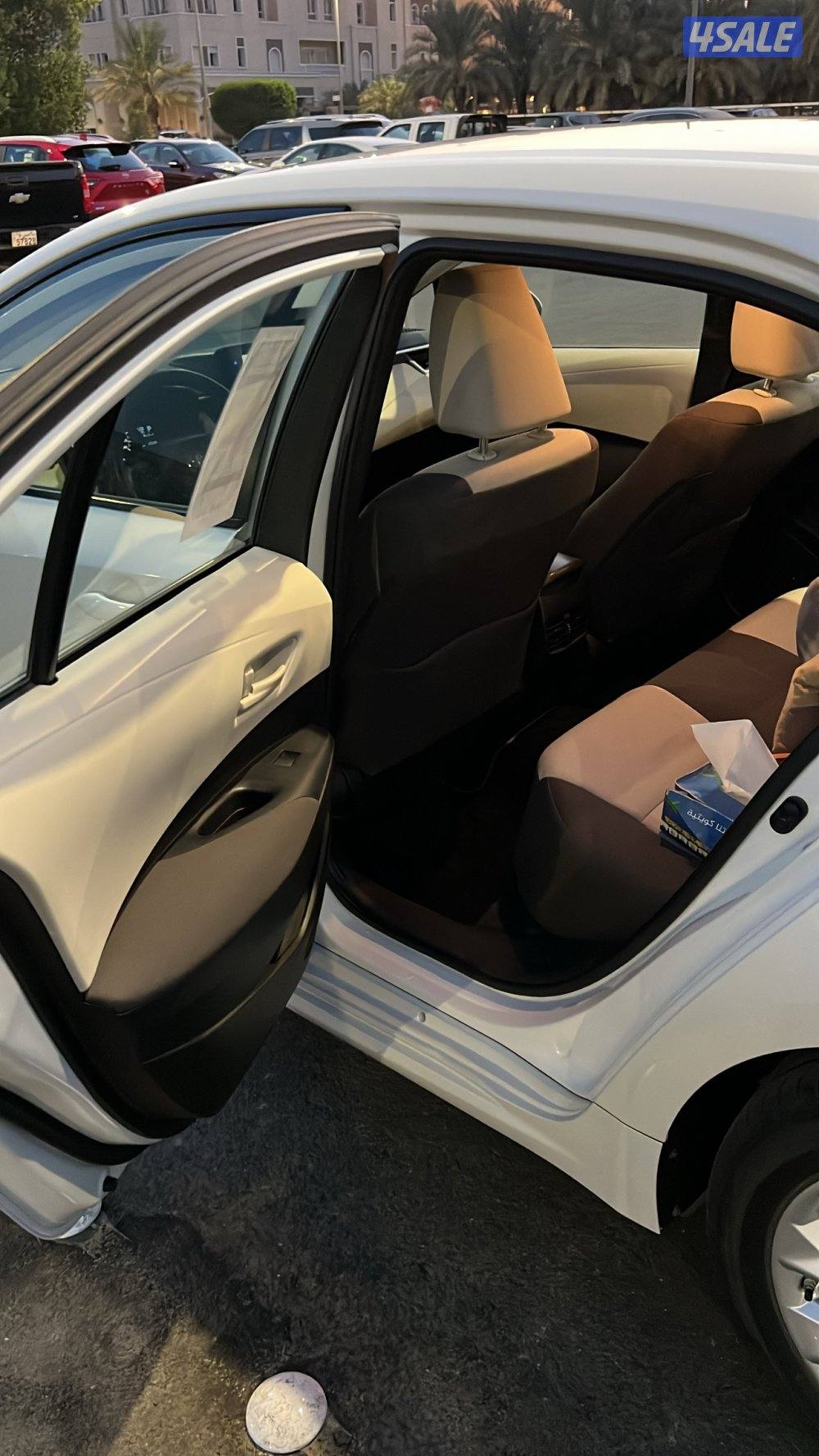 للبيع كرولا الساير  موديل 2023  عداد 25 صبغ والوكاله5