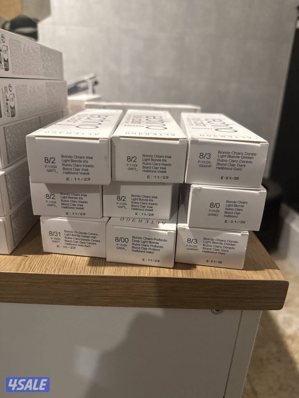 للبيع صبغات شعر من نزيه السبب بيع الصالون1