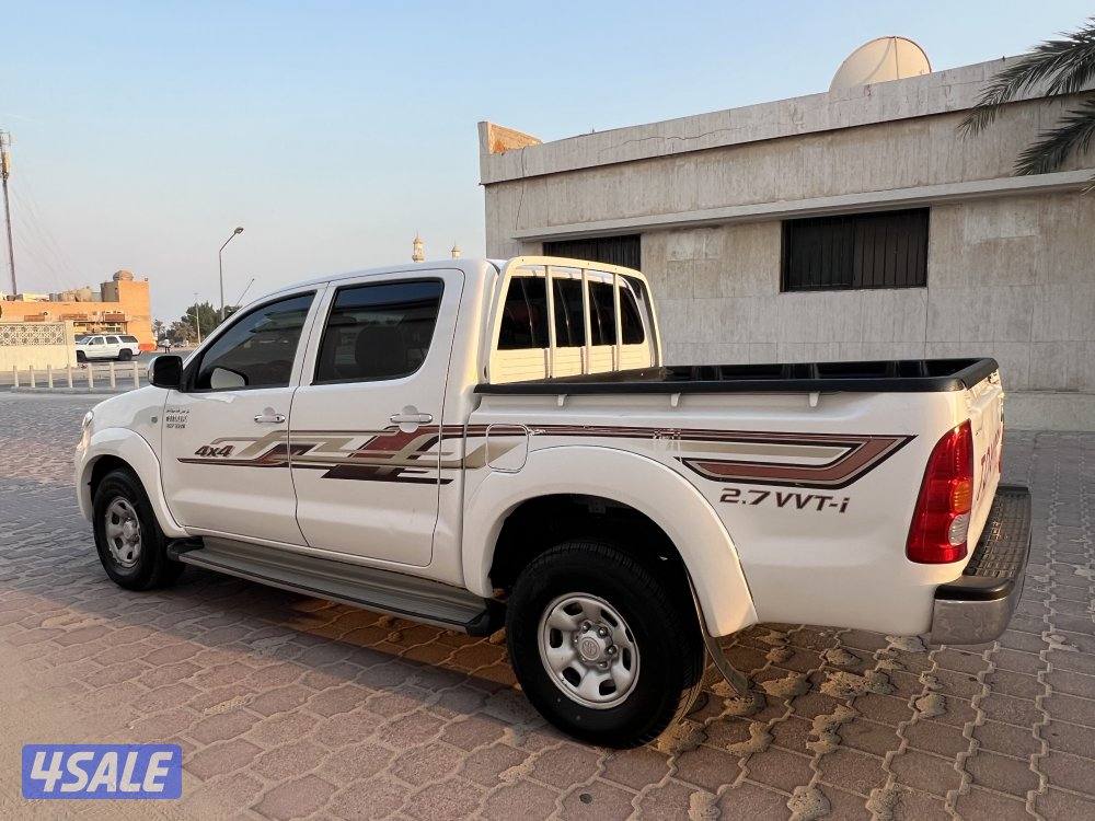 للبيع هايلكس قير عادي دبل 20111