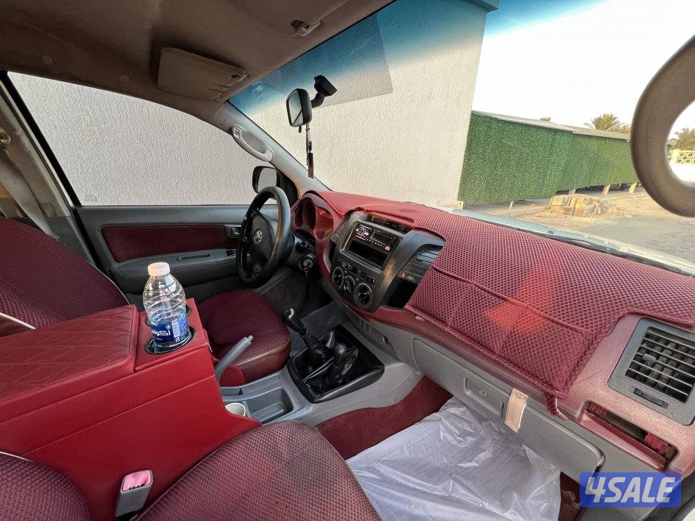 للبيع هايلكس قير عادي دبل 20114