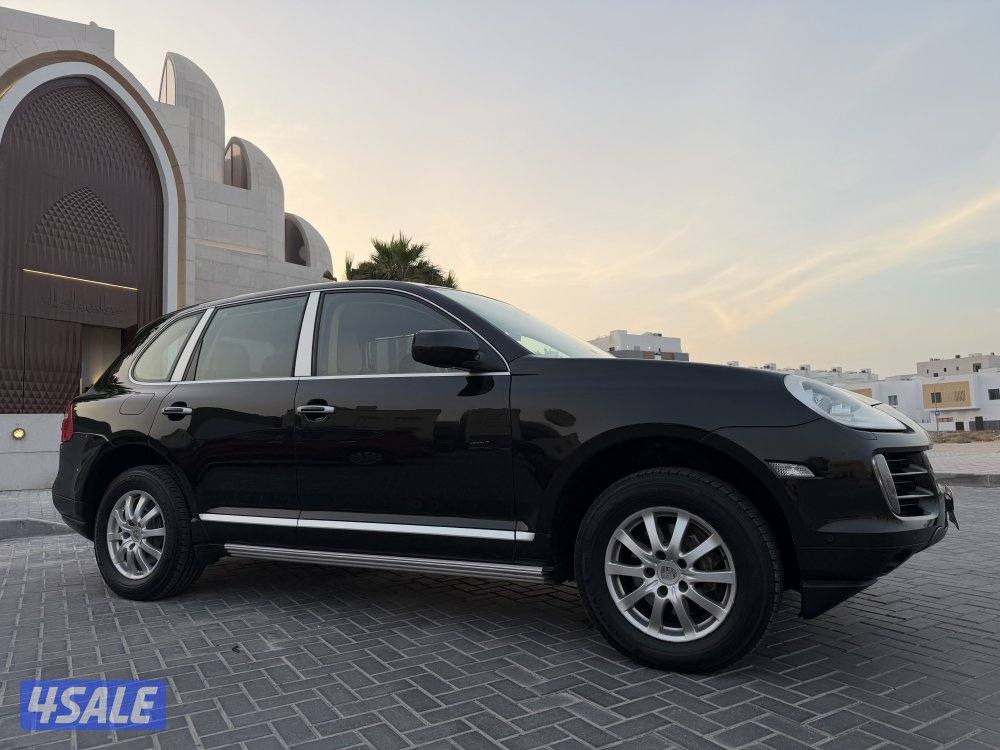 بورش كايين لون نادر  وبحالة نادرة1