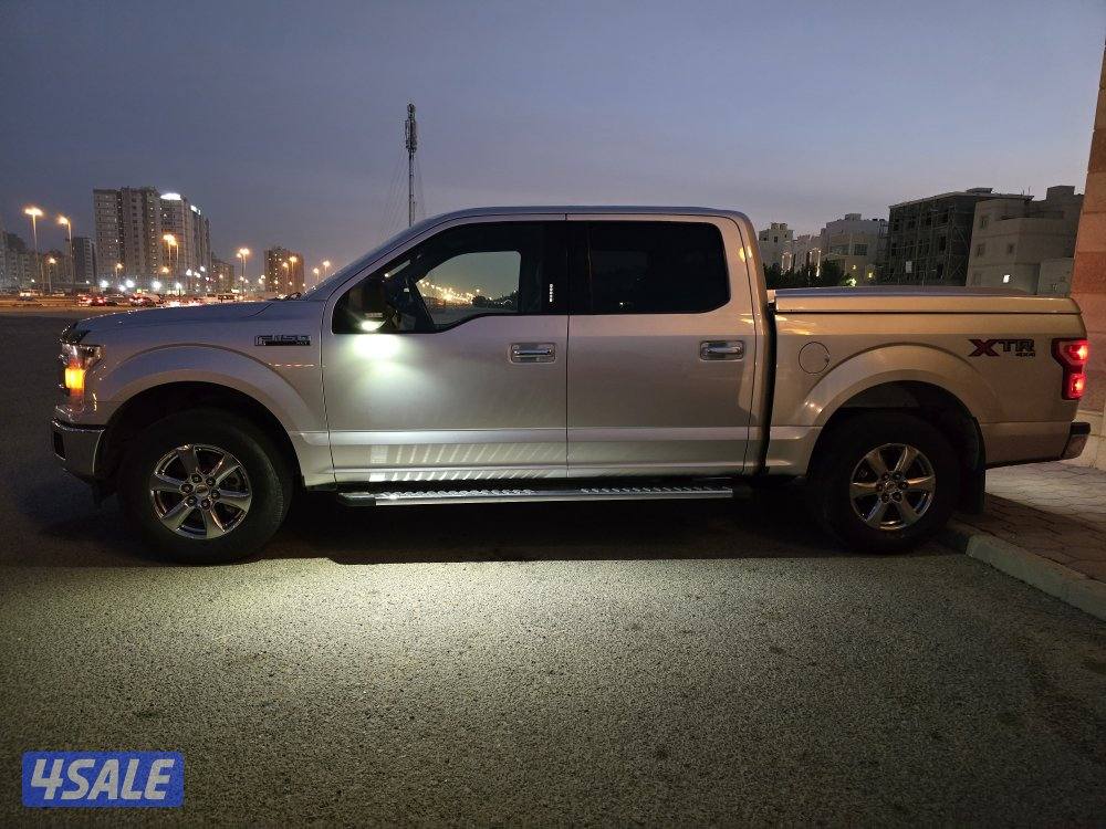 للبيع وانيت فورد F150 غمارتين4