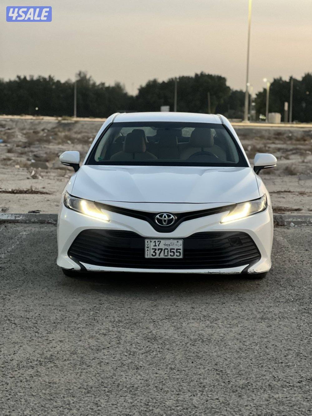 كامري 2019LE ماشي 220الف فقط بحاله7