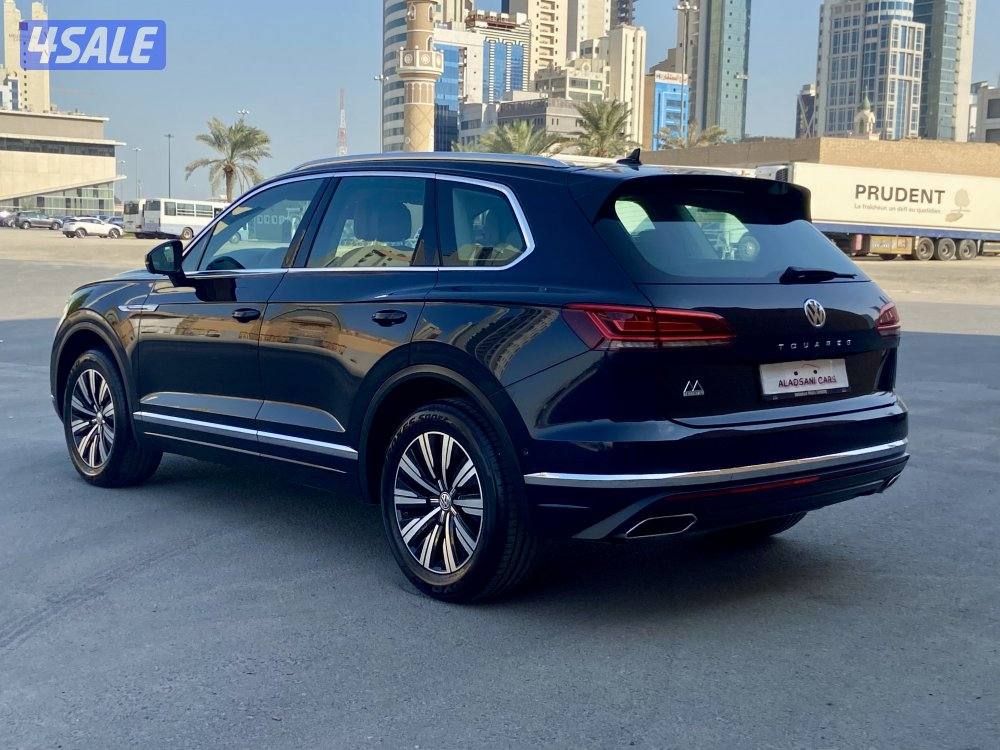 طوارق موديل 2020 _بحاله نادره _عداد/27 الف كم3