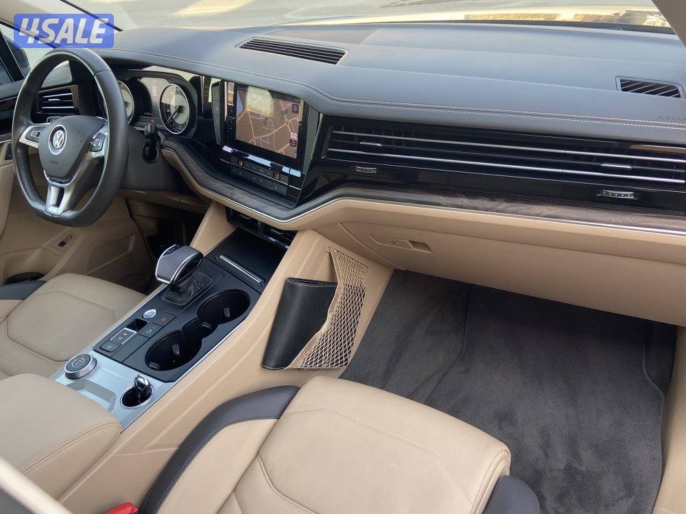 طوارق موديل 2020 _بحاله نادره _عداد/27 الف كم9