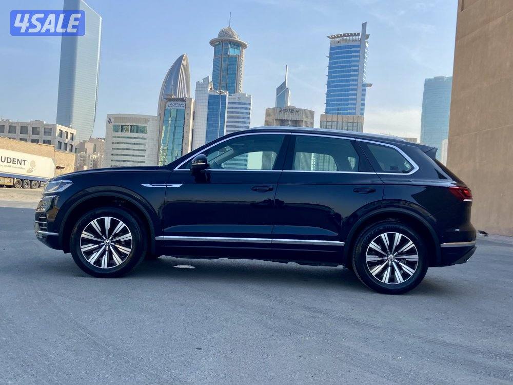 طوارق موديل 2020 _بحاله نادره _عداد/27 الف كم11