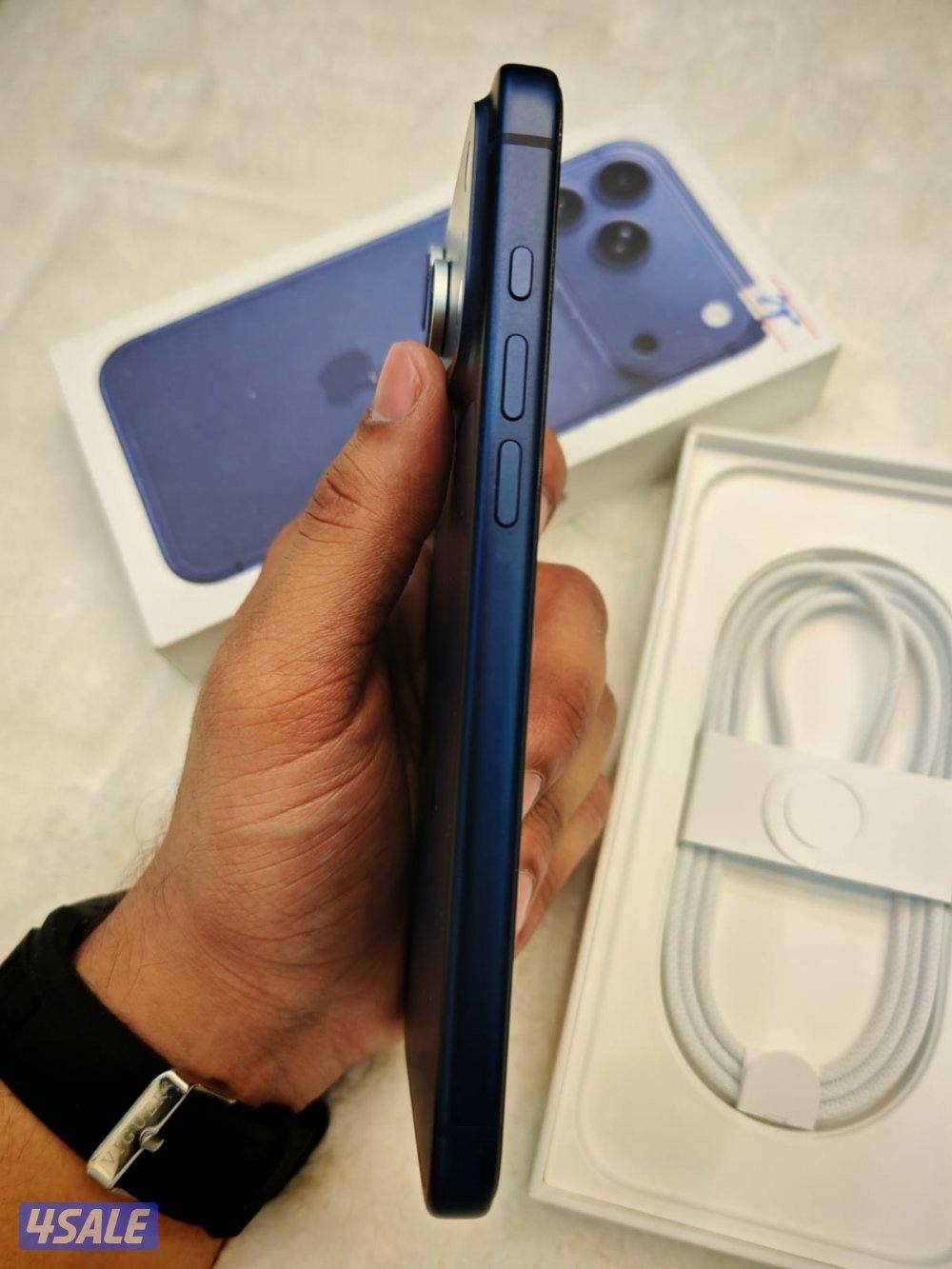 iphone 17 pro max 2 T.b1