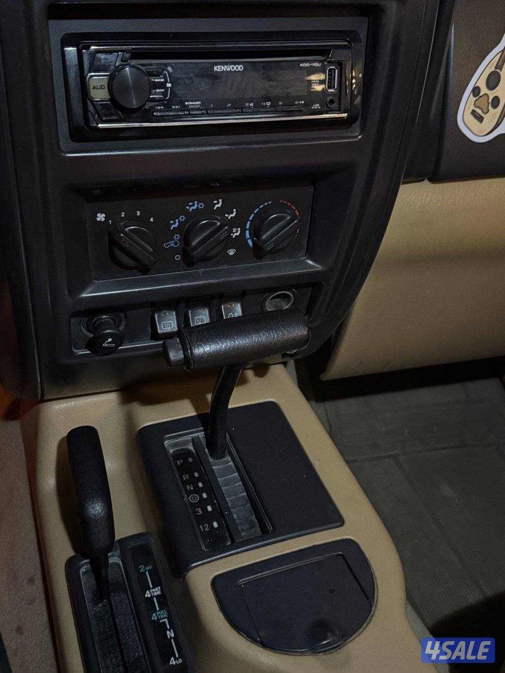 للبيع جيب شروكي 19982