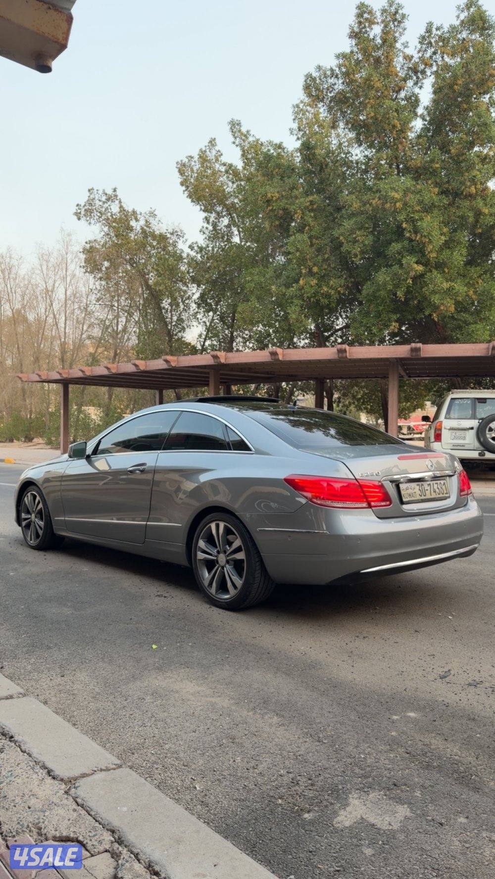 للبيع مرسيدس E250 كوبيه3