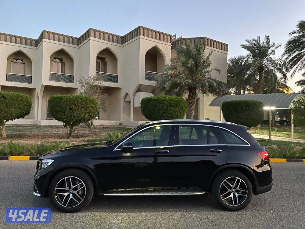 مرسيدس GLC250 كامل المواصفات عداد 771