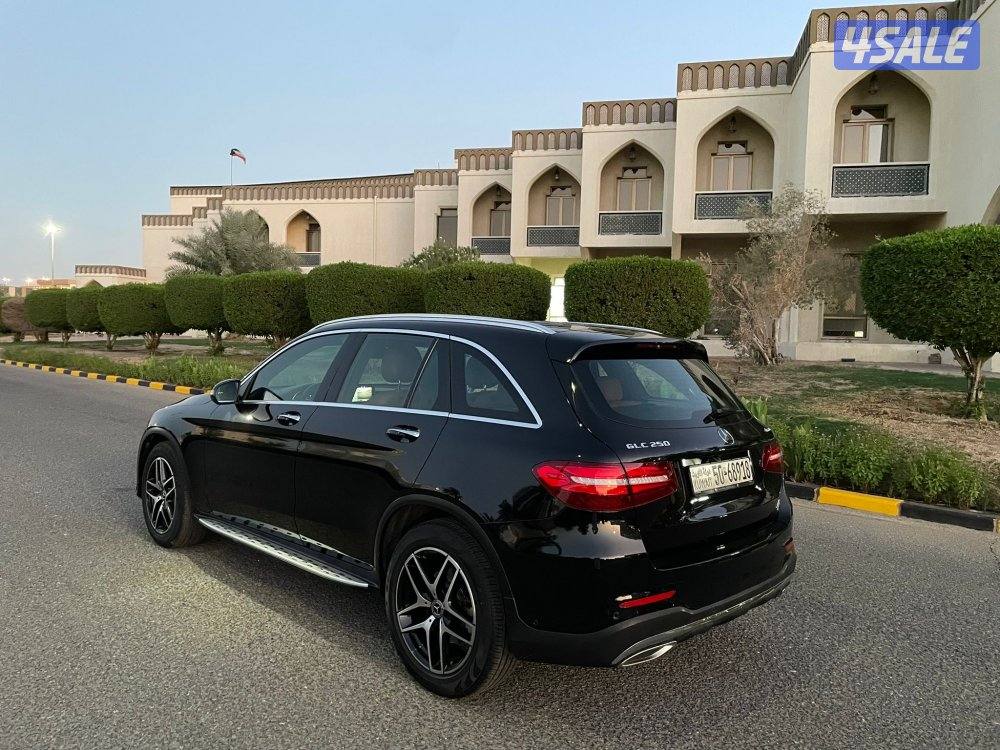 مرسيدس GLC250 كامل المواصفات عداد 773