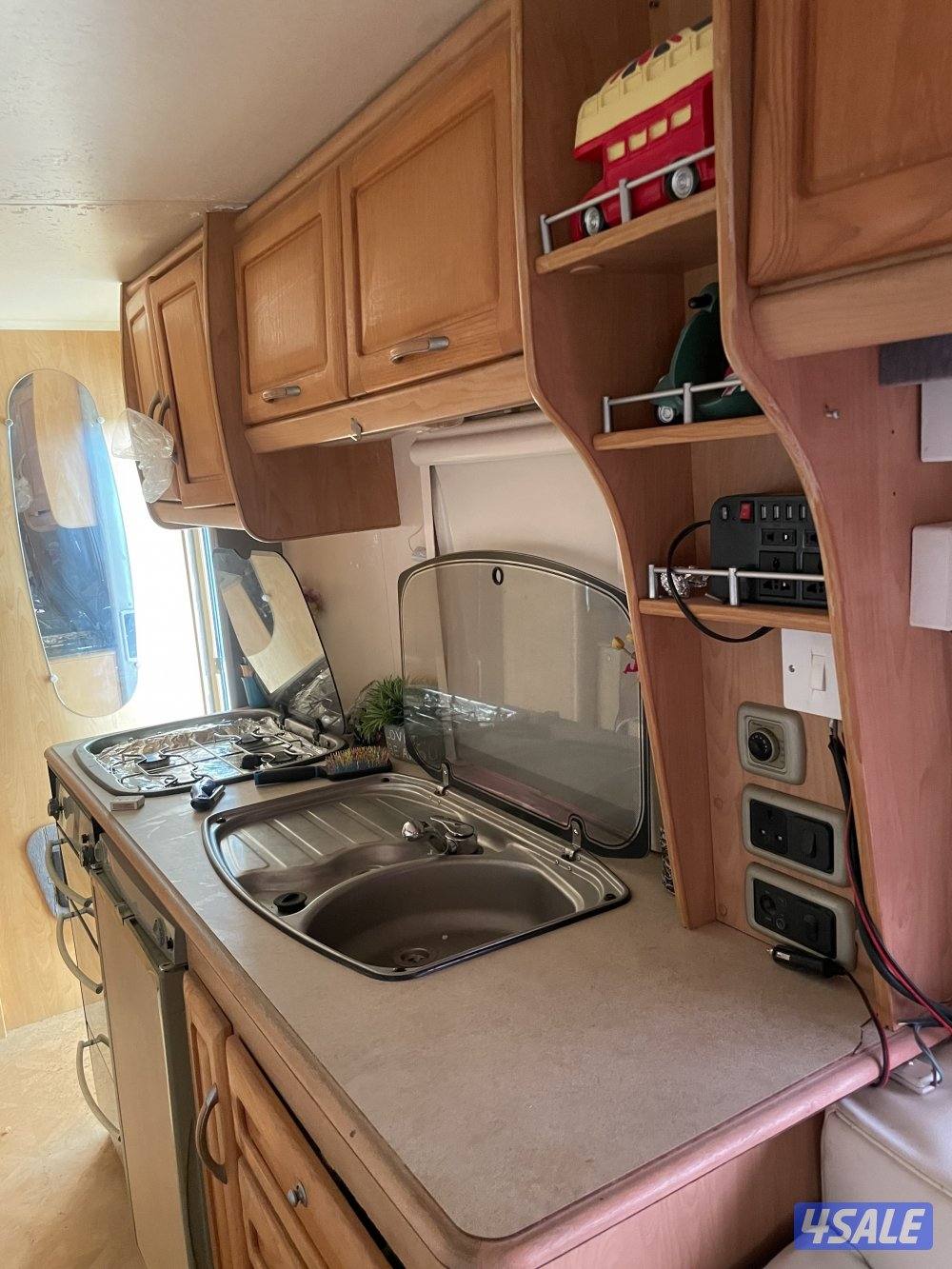 للبيع كرفان4