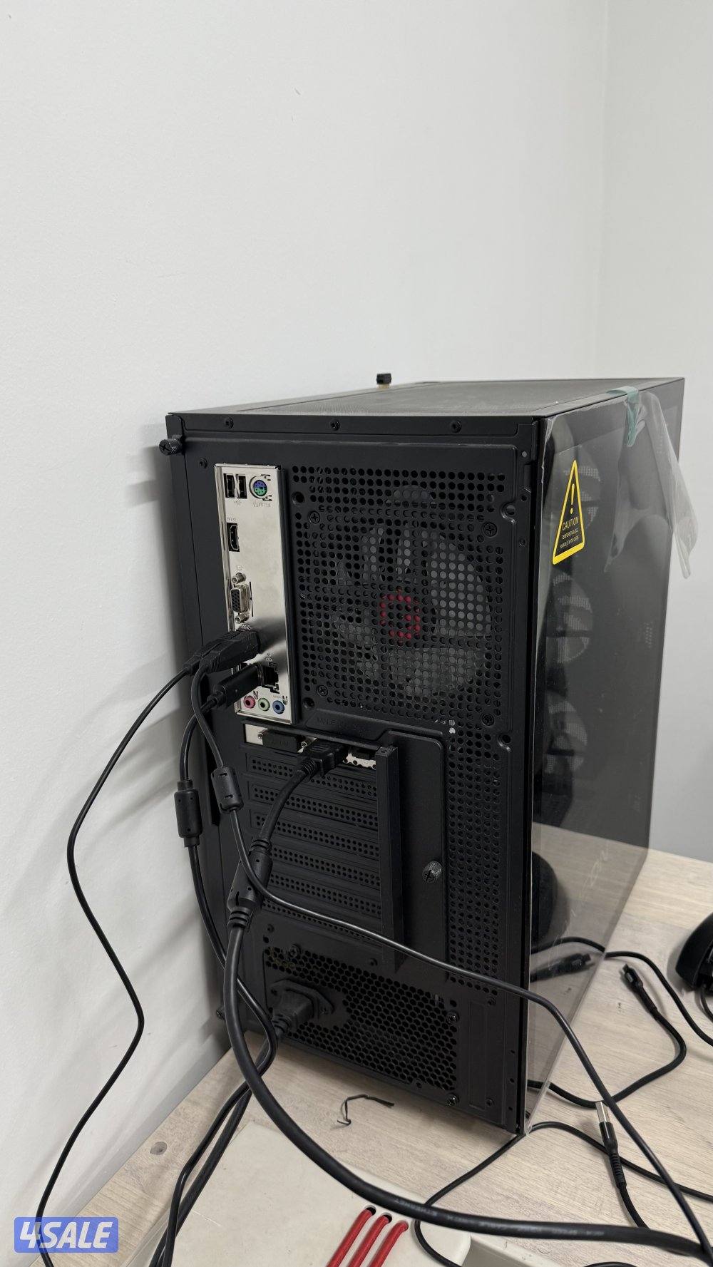 للبيع بي سي4