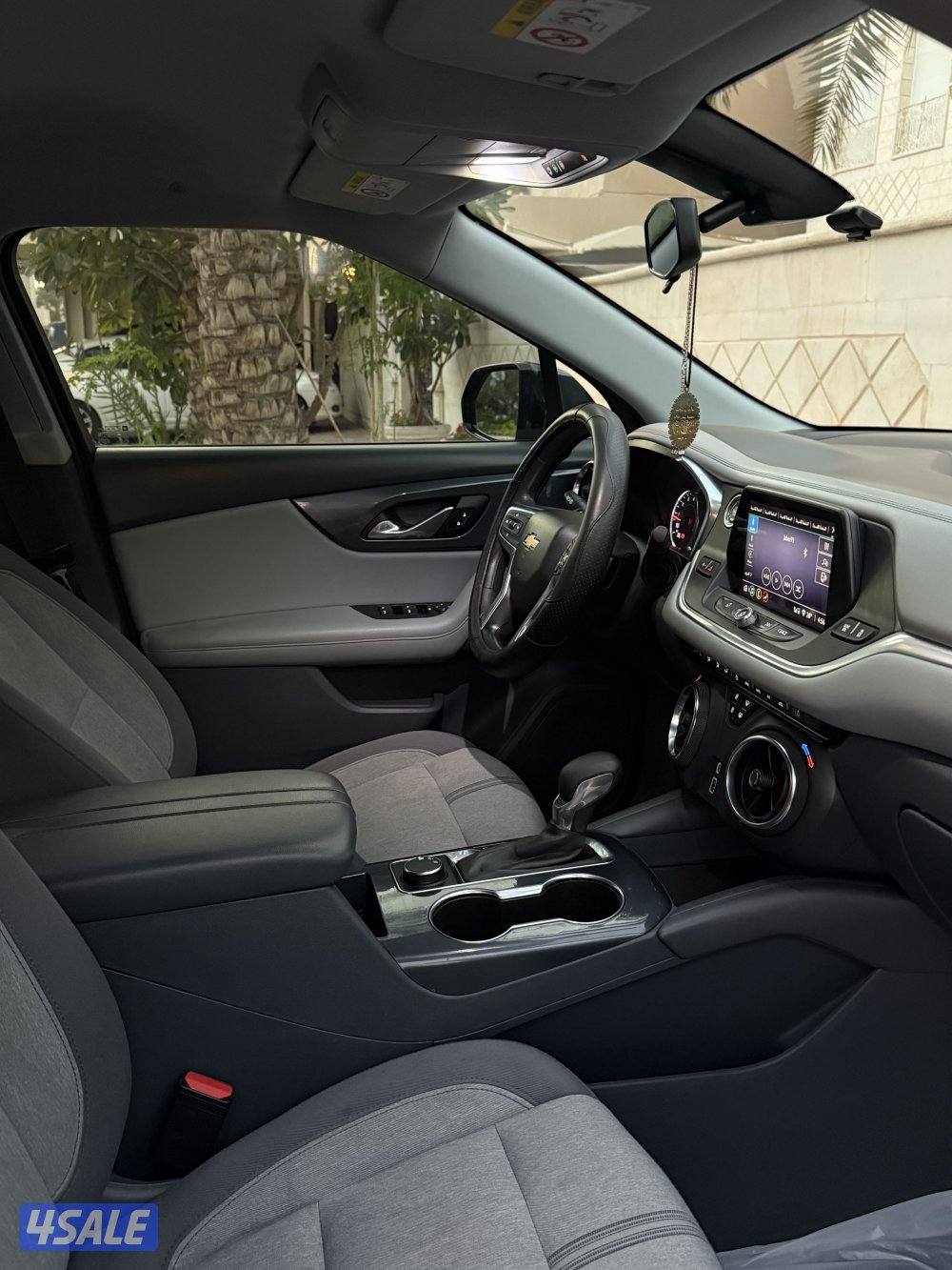 بليزر موديل 2021 ماشي 88 الف صبغ الوكالة وشرط الفحص بالكامل2