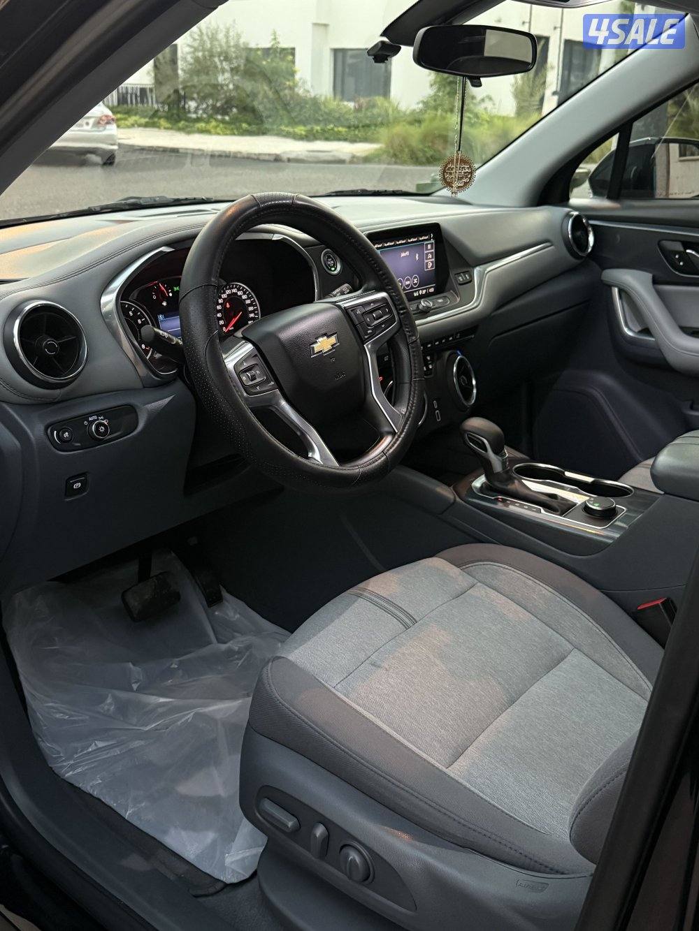 بليزر موديل 2021 ماشي 88 الف صبغ الوكالة وشرط الفحص بالكامل10