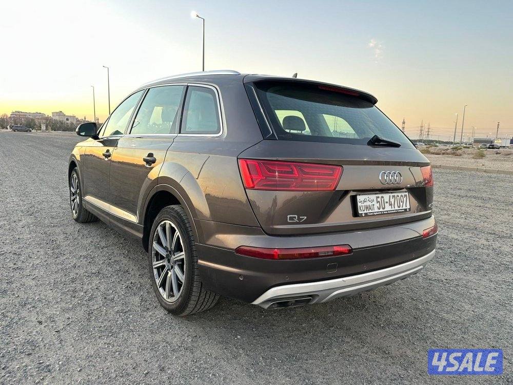 أودي Q7  موديل ٢٠١٨ في قمة النظافة9