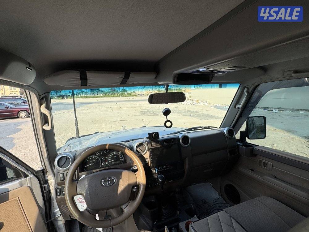 جيب ربع   20185