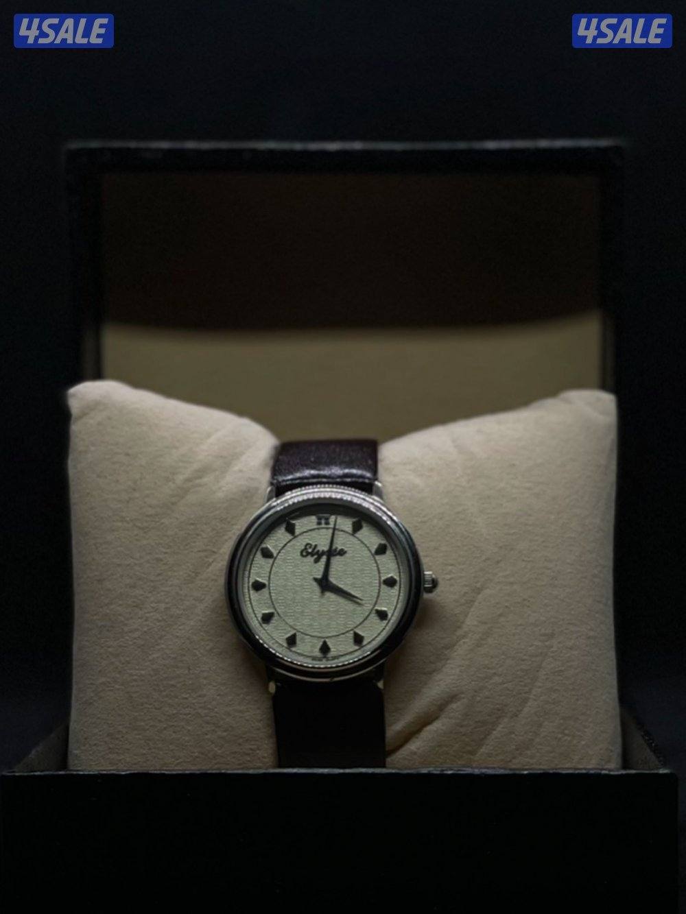 ساعات فنتج الوحده 255