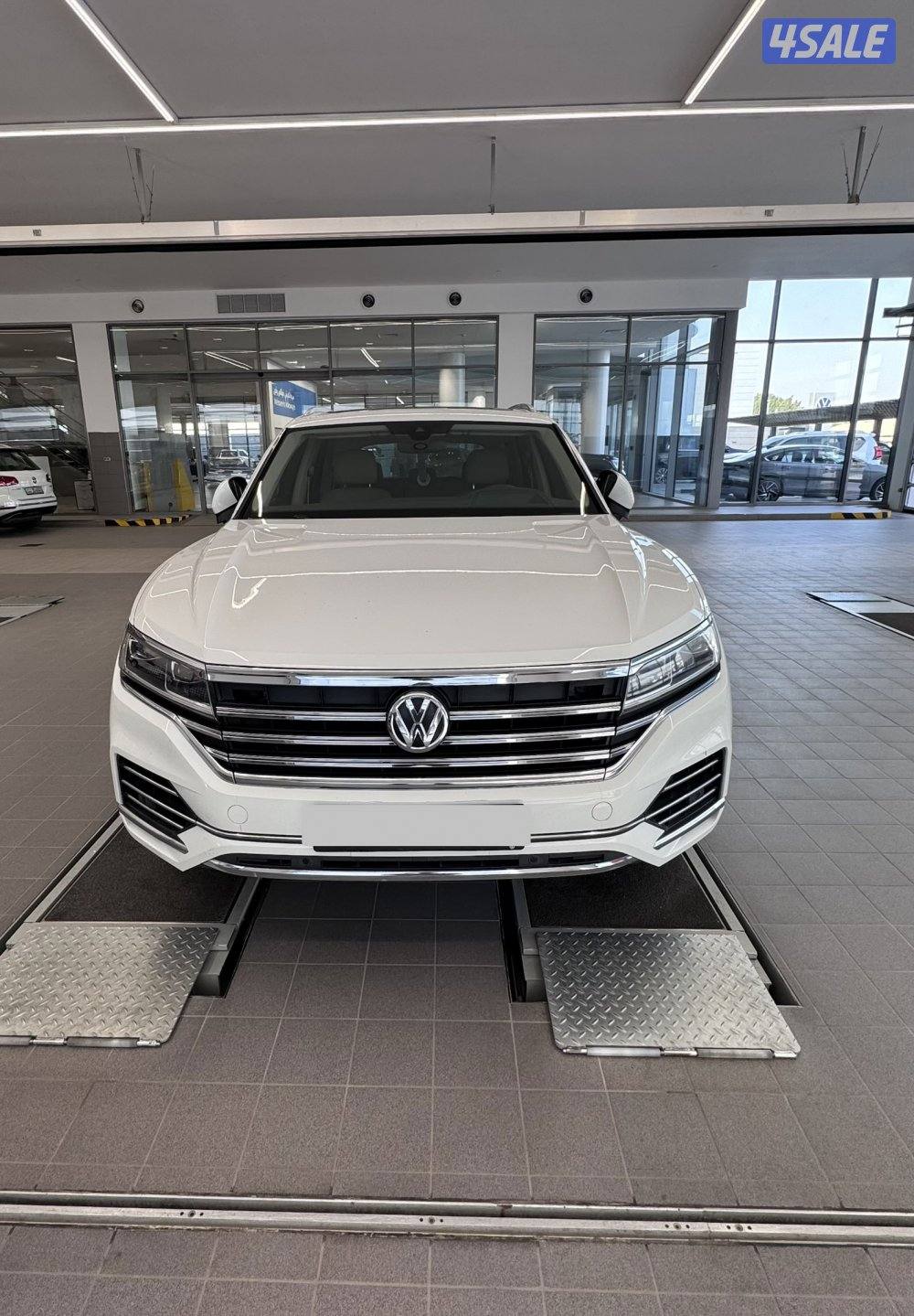 للبيع طوارق موديل 2019 كامل المواصفات أعلى درجه وبحاله نادرة5