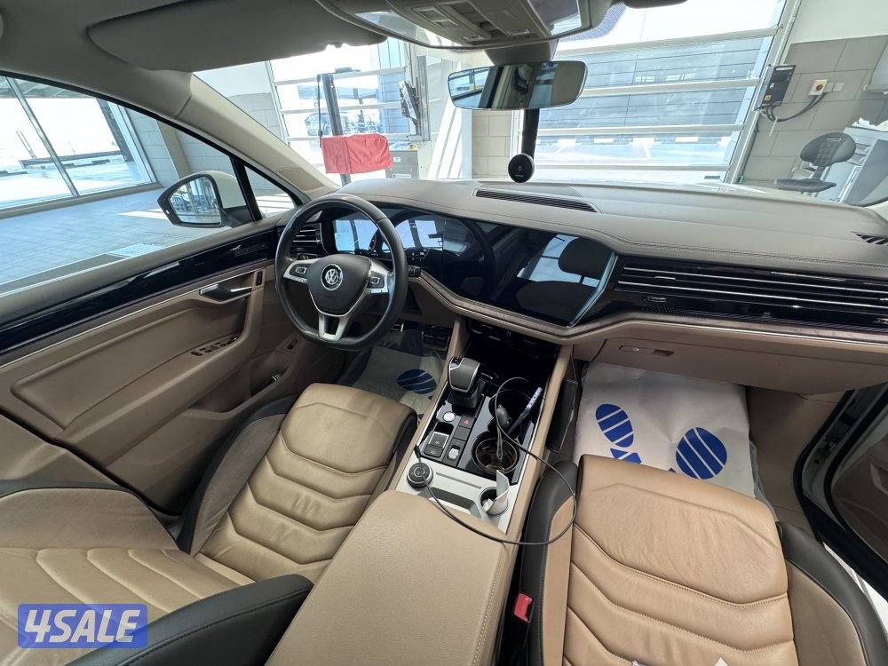 للبيع طوارق موديل 2019 كامل المواصفات أعلى درجه وبحاله نادرة10