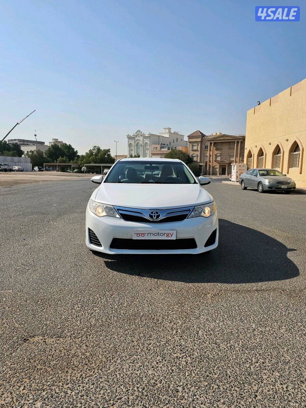 Toyota Camry GL0