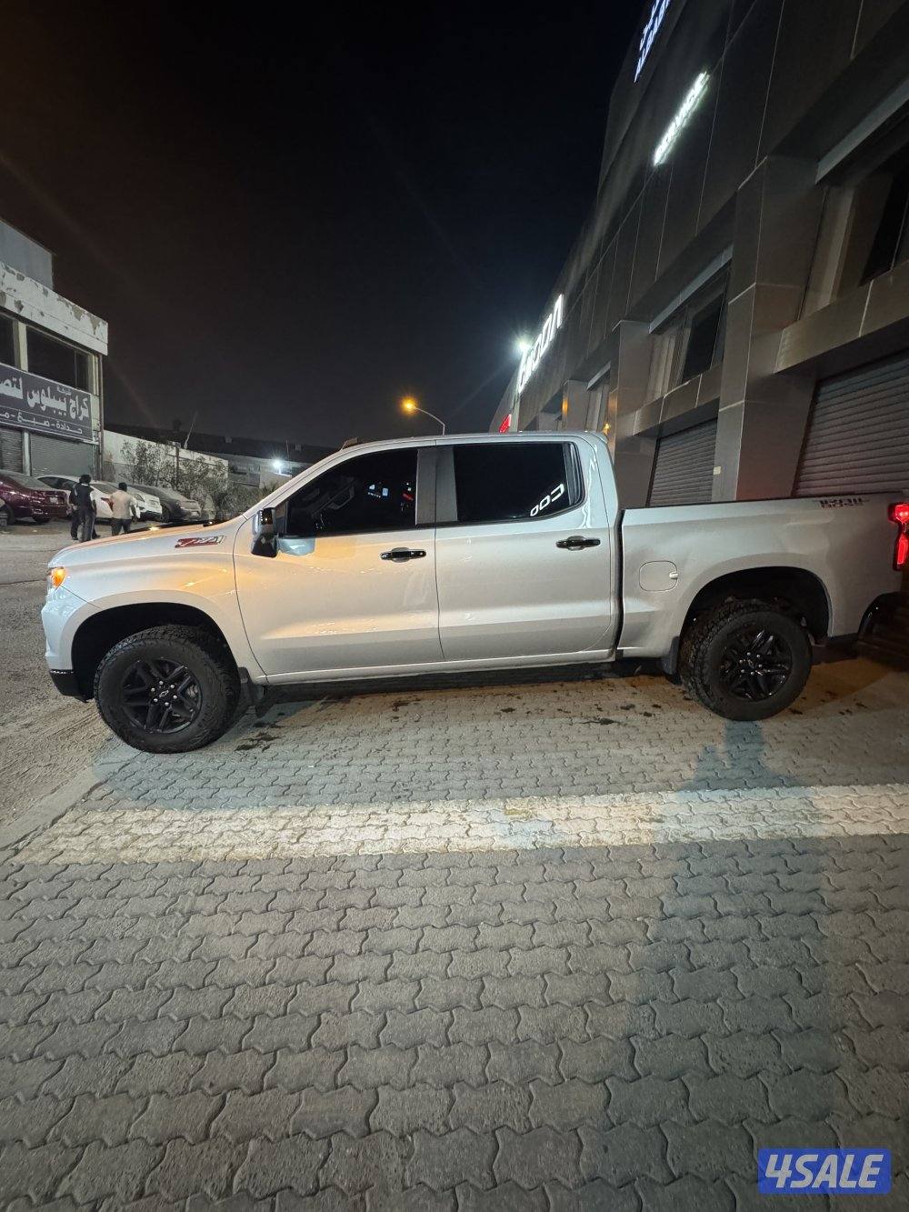 للبيع تريل بوس1