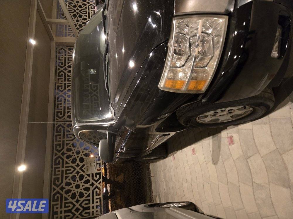 للبيع وانيت سلفرادو موديل 20121