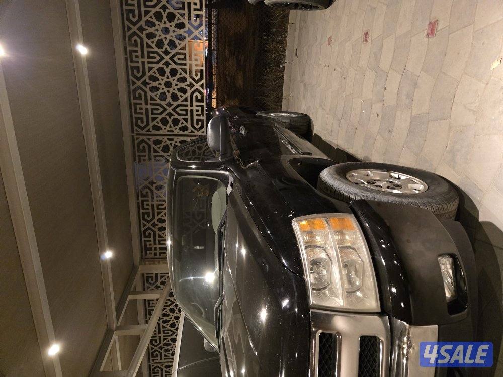 للبيع وانيت سلفرادو موديل 20120