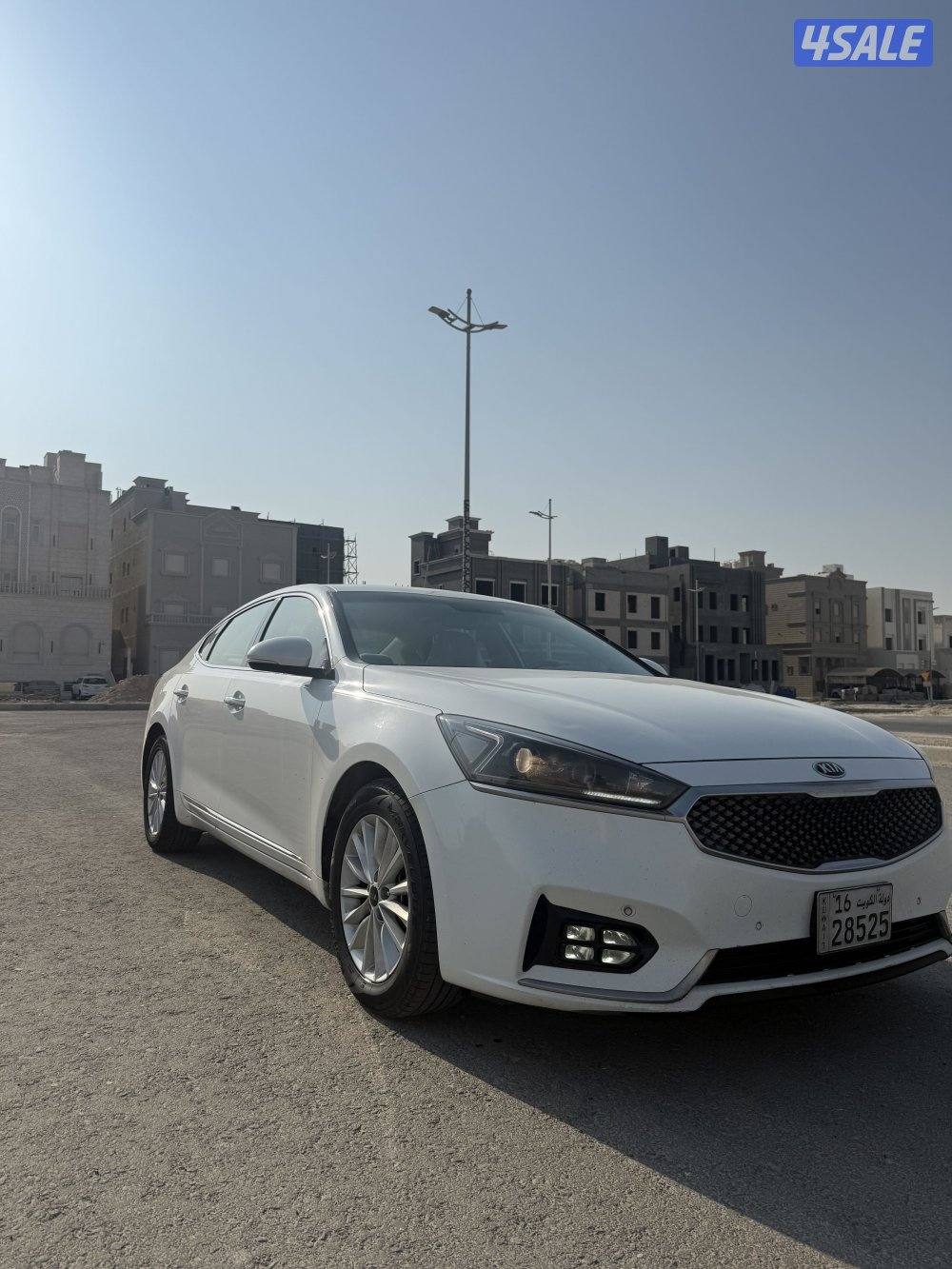 للبيع كيا كيدنز ماشيه ١٥٠ الف صبغ الوكاله شاصي جيد صبغ قطعه تجميلي سري3