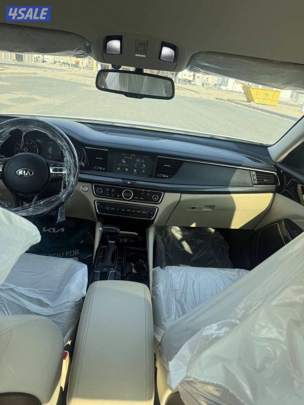 للبيع كيا كيدنز ماشيه ١٥٠ الف صبغ الوكاله شاصي جيد صبغ قطعه تجميلي سري4