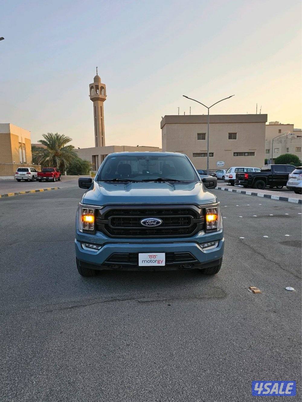 Ford f-150 sport0