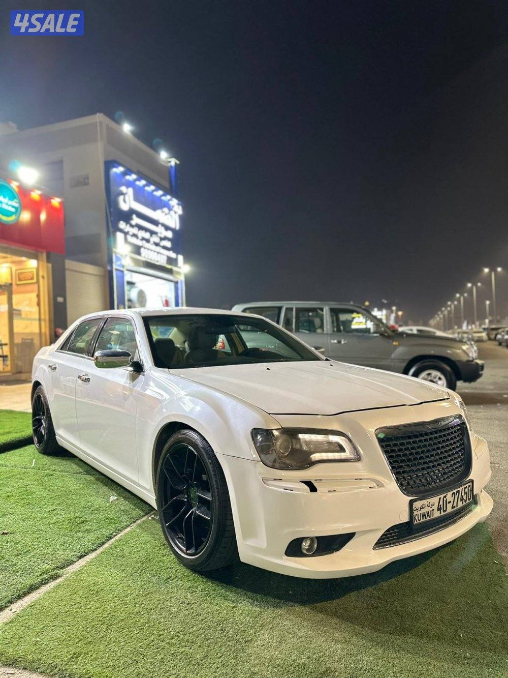 للبيع كرايزلر1