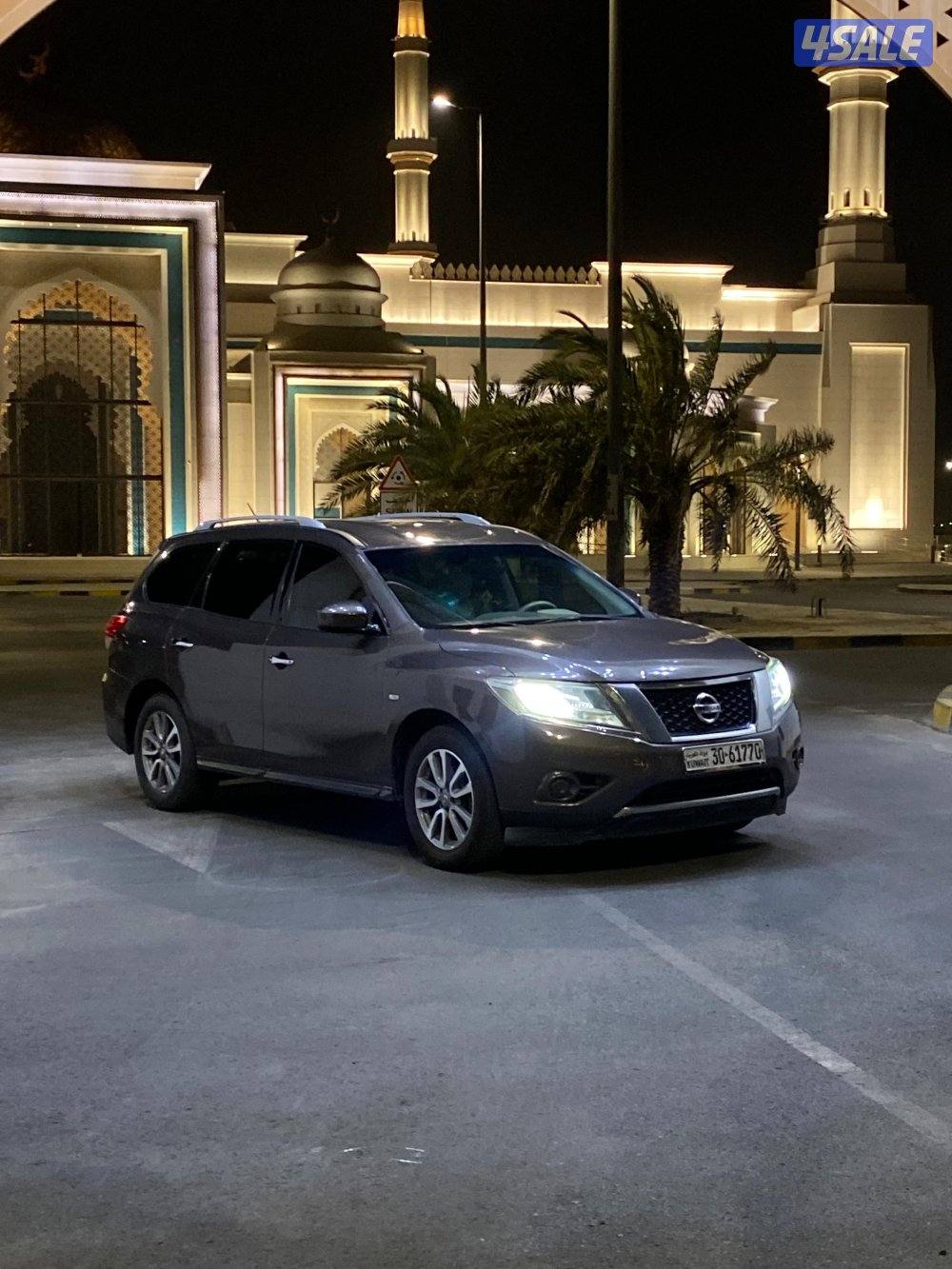 للبيع باثفندر 2015 نظيف الموتر شرط الفحص0