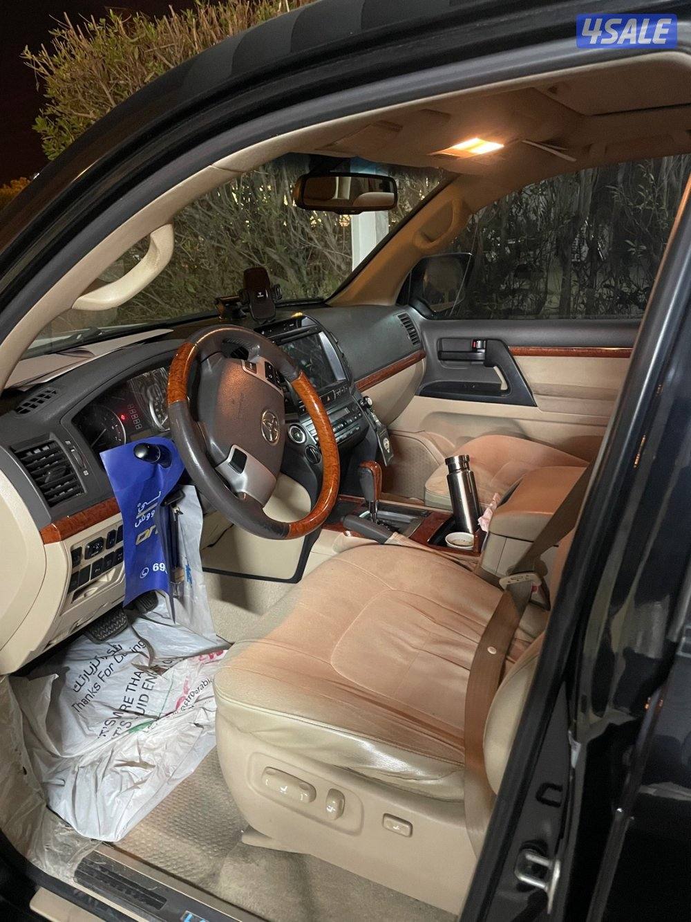 لاندكروزر 20144