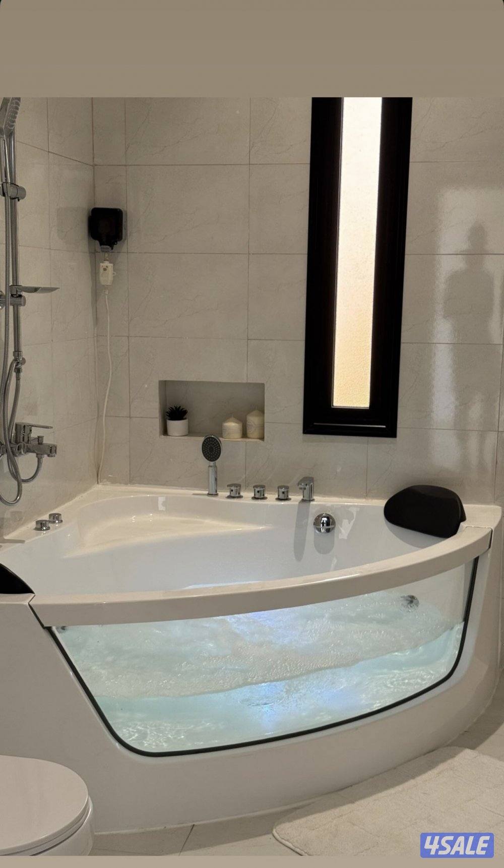 استراحه ( اسطبل ) بجبد ٤ غرف صاله كبيره مطبخ مجهز بالكامل حديقه ومسبح4