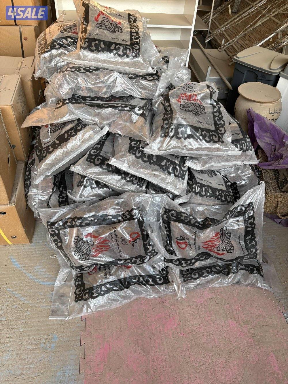 يوجد حطب سمر وحطب زيتون وفحم افريقى البقره وفحم سداسى كرتون شرط الجوده15