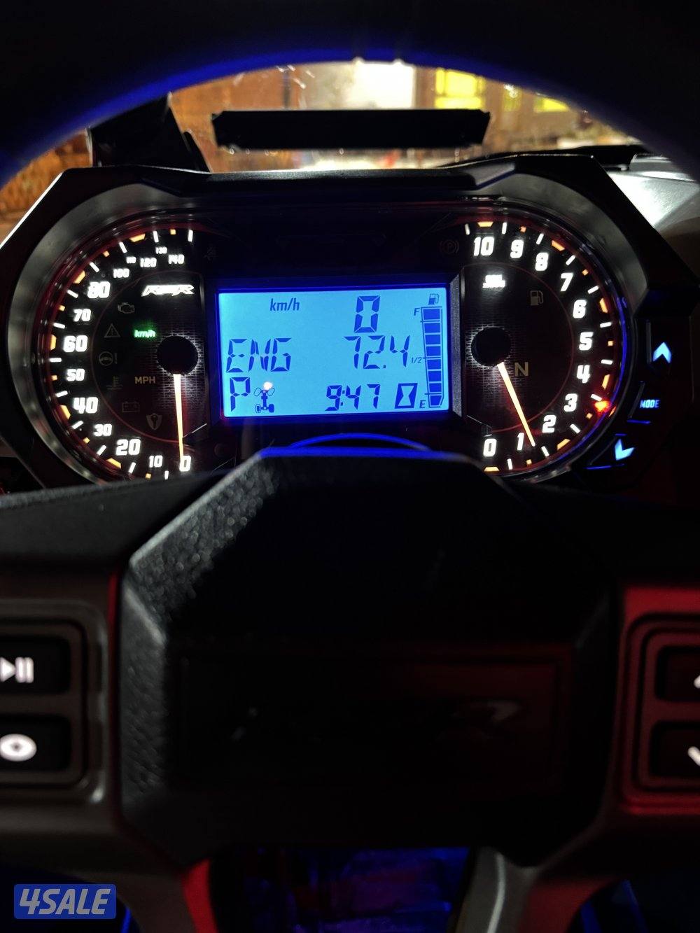 ريزر برو ر 4 سلندر 2023 على السوم5