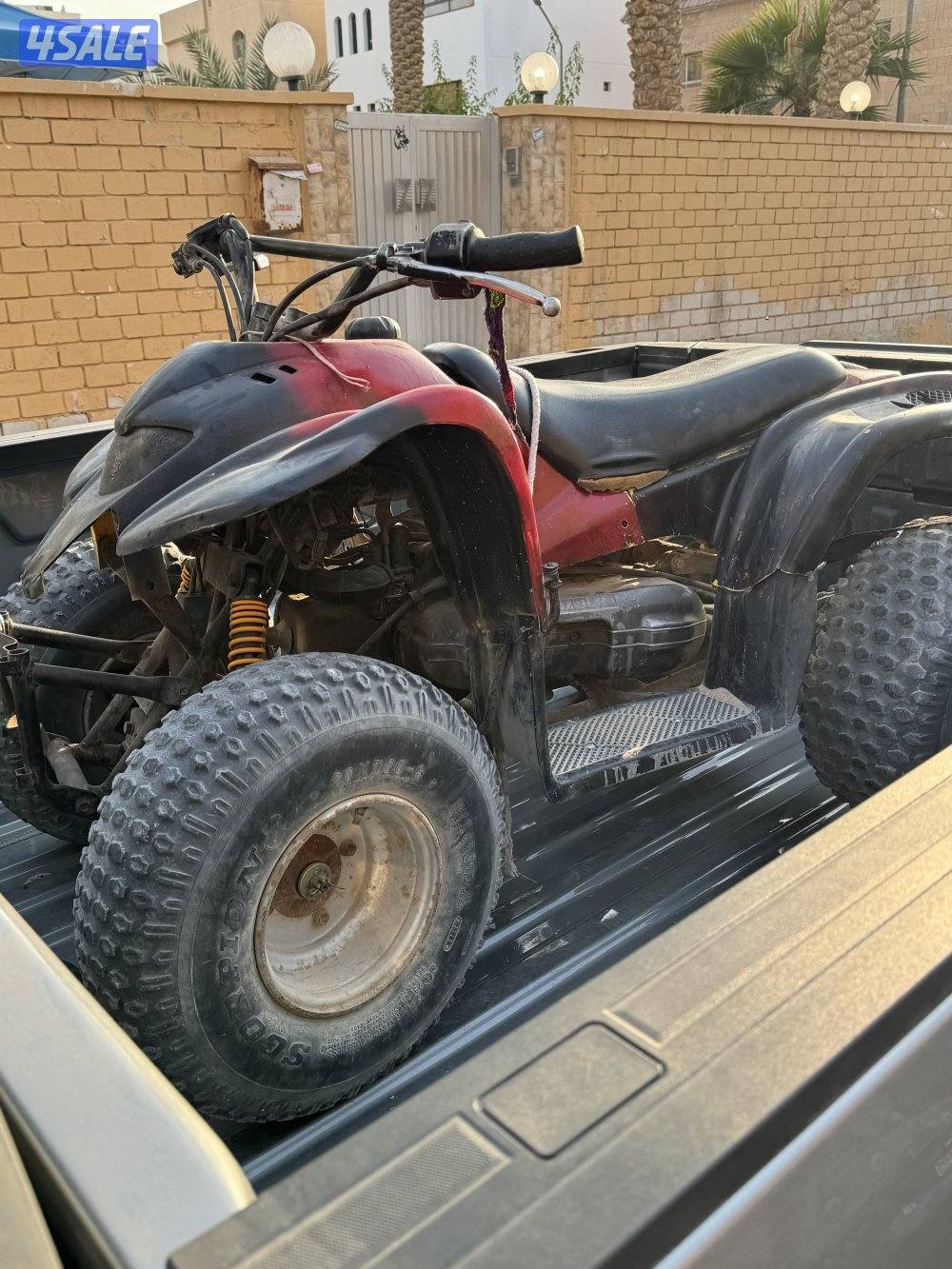 بقي عميري 100ccكان لونه اصفر حولة احمر يحتاجله شغل اشوي5