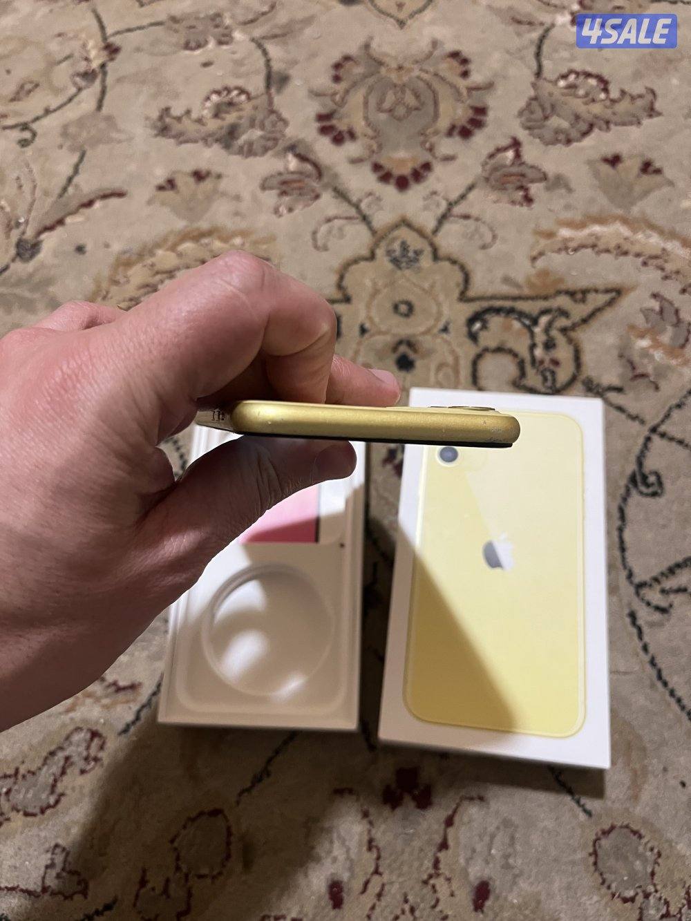 ايفون 11 مبدل شاشة 128 جيجا3