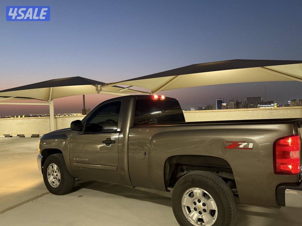 سلفرادو المكينة الكبيره سته غيار7