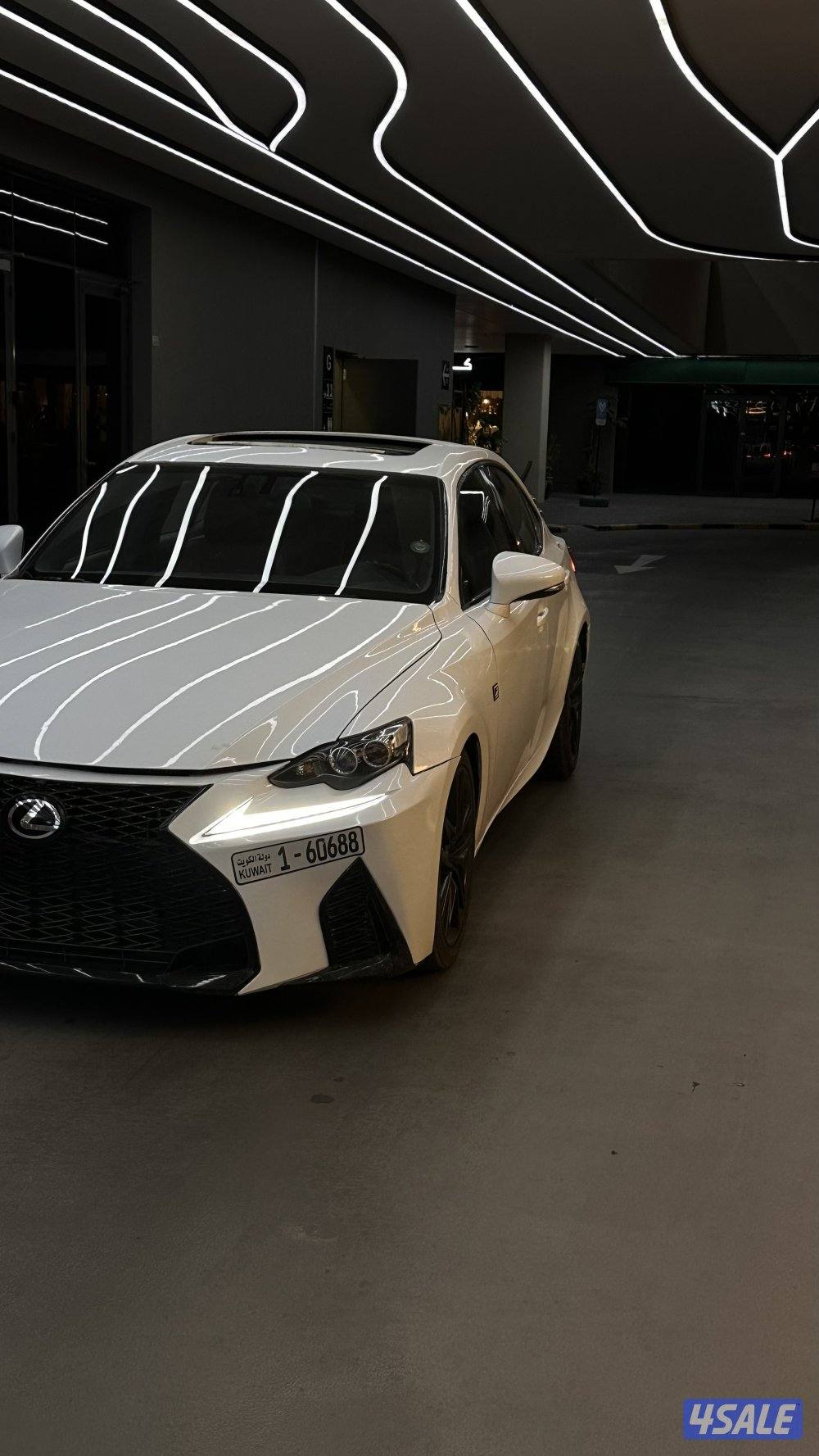 للبيع لكزس سبورت is3506