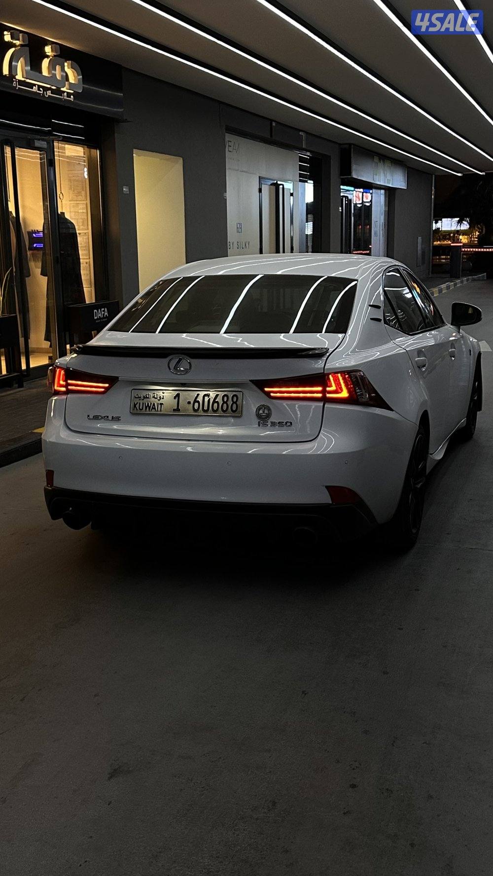 للبيع لكزس سبورت is3507