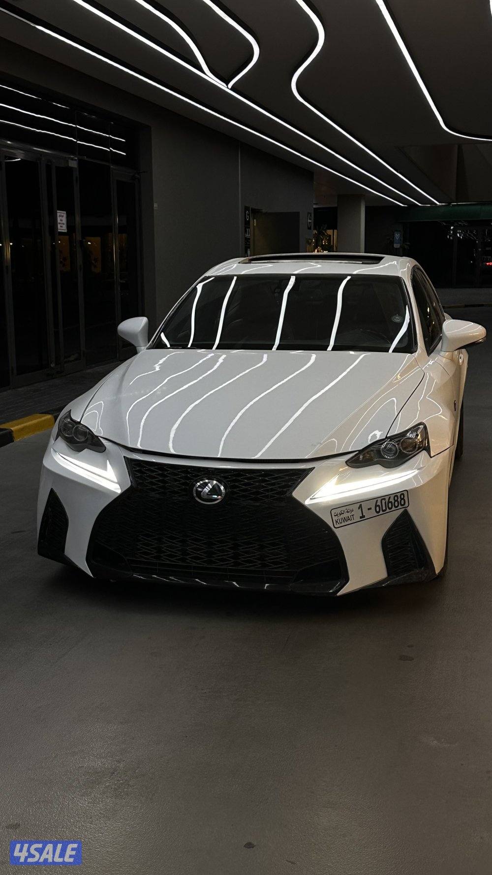 للبيع لكزس سبورت is3508