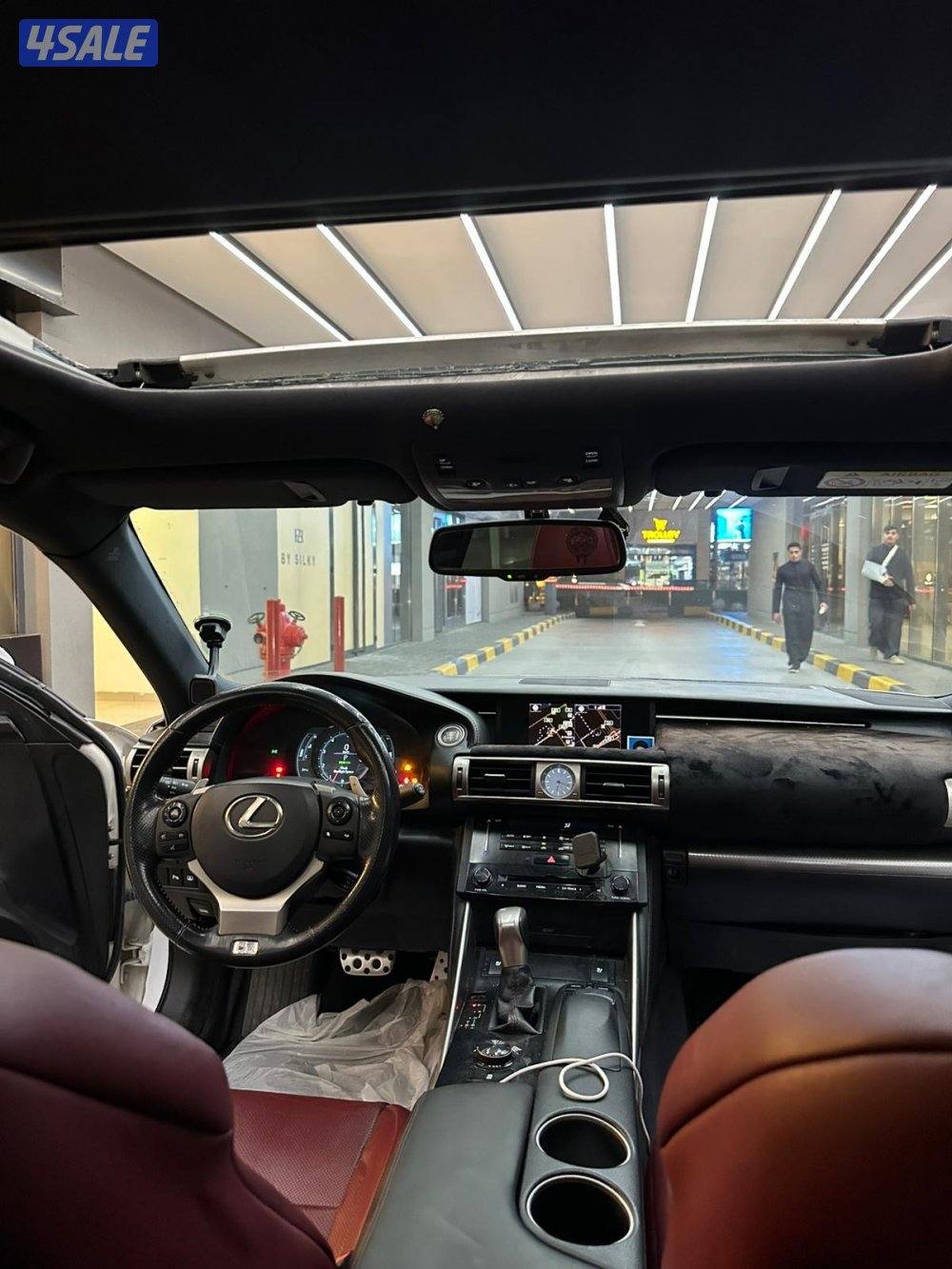 للبيع لكزس سبورت is35011