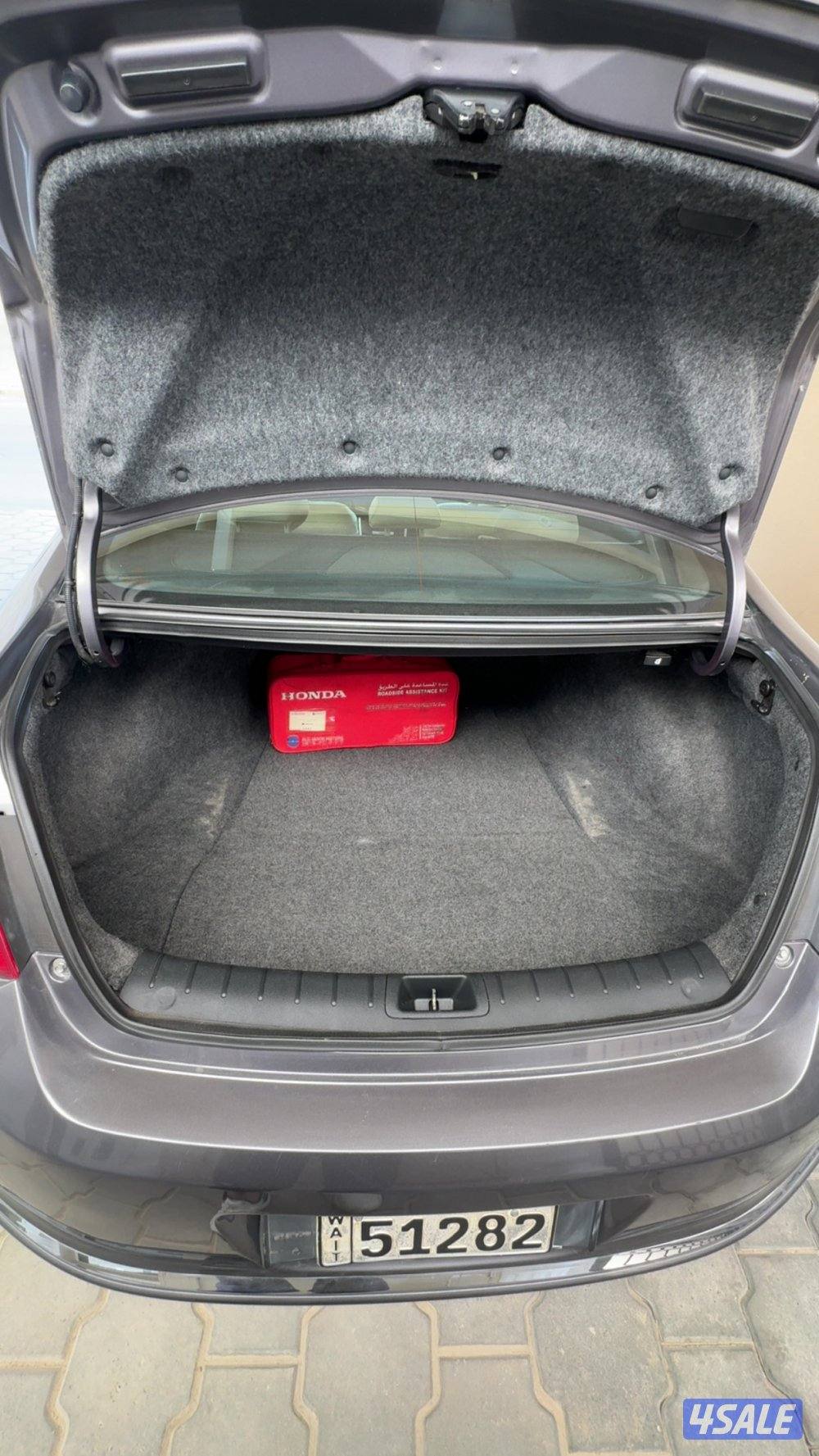 للبيع هوندا اكورد EX موديل 2015 كوبيه وارد الغانم كامل المواصفات7